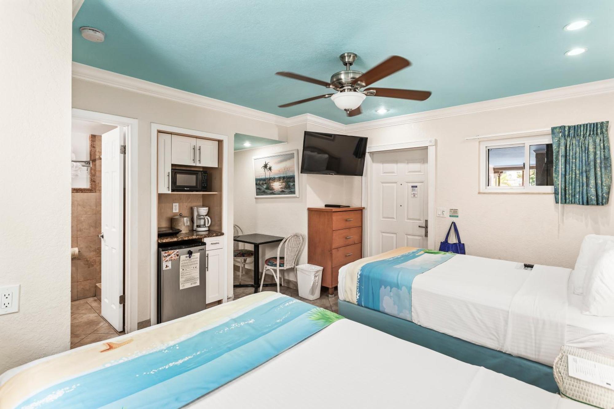 Bay Palms Waterfront Resort - Hotel And Marina St. Pete Beach Zimmer foto